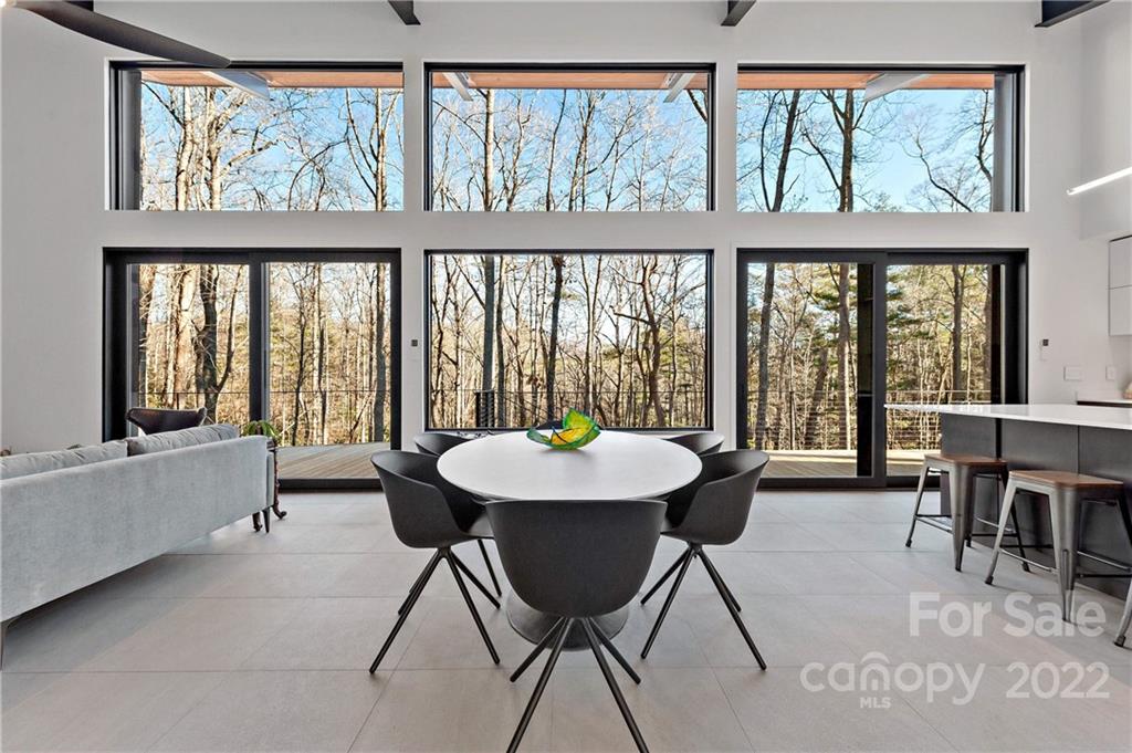 117 Wandering Oaks Way Asheville NC 28805
