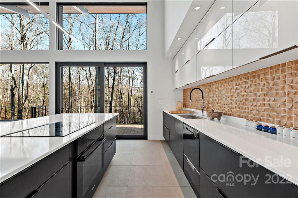 117 Wandering Oaks Way Asheville NC 28805
