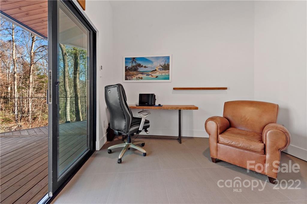 117 Wandering Oaks Way Asheville NC 28805