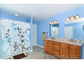 85 Great Oak Lane Fairview NC 28730