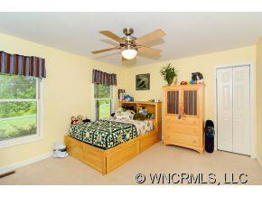 85 Great Oak Lane Fairview NC 28730
