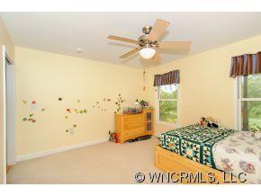 85 Great Oak Lane Fairview NC 28730