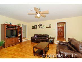 85 Great Oak Lane Fairview NC 28730