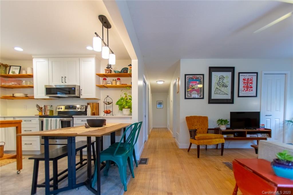 59 Robinwood Avenue Asheville NC 28806