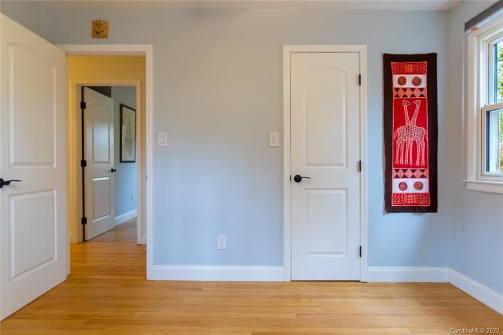 59 Robinwood Avenue Asheville NC 28806
