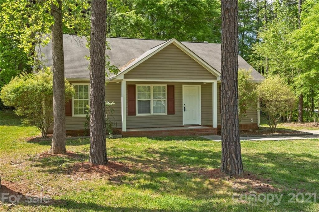 6215 Carver Boulevard Charlotte NC 28269