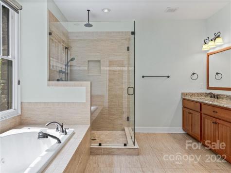25 Croton Court Asheville NC 28803