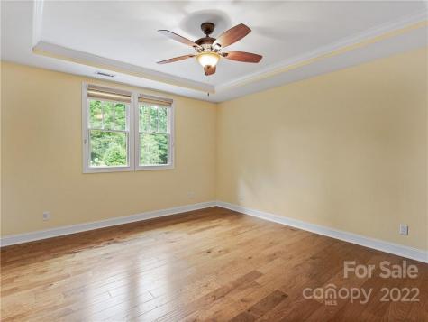 25 Croton Court Asheville NC 28803