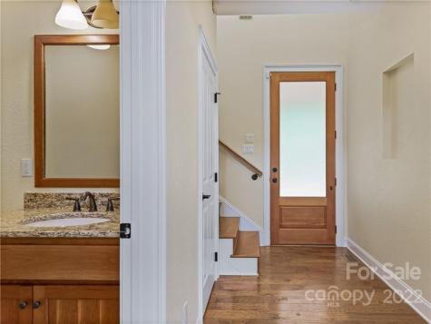 25 Croton Court Asheville NC 28803