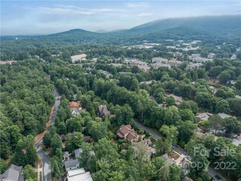 25 Croton Court Asheville NC 28803