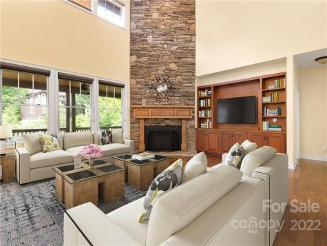 25 Croton Court Asheville NC 28803