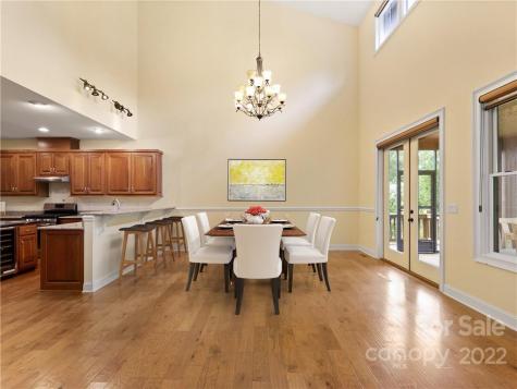 25 Croton Court Asheville NC 28803