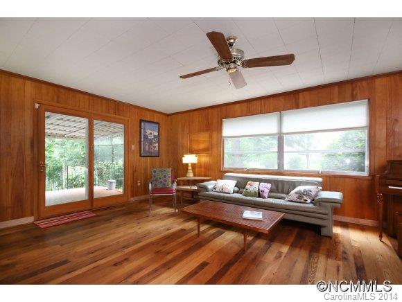 55 Cranesway Drive Asheville NC 28806