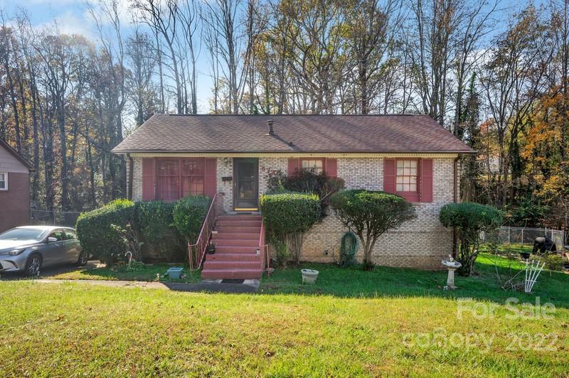 6720 Barrington Drive Charlotte NC 28215