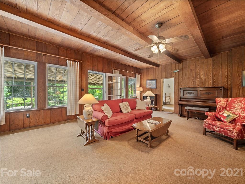 20 Craven Hill Circle Black Mountain NC 28711