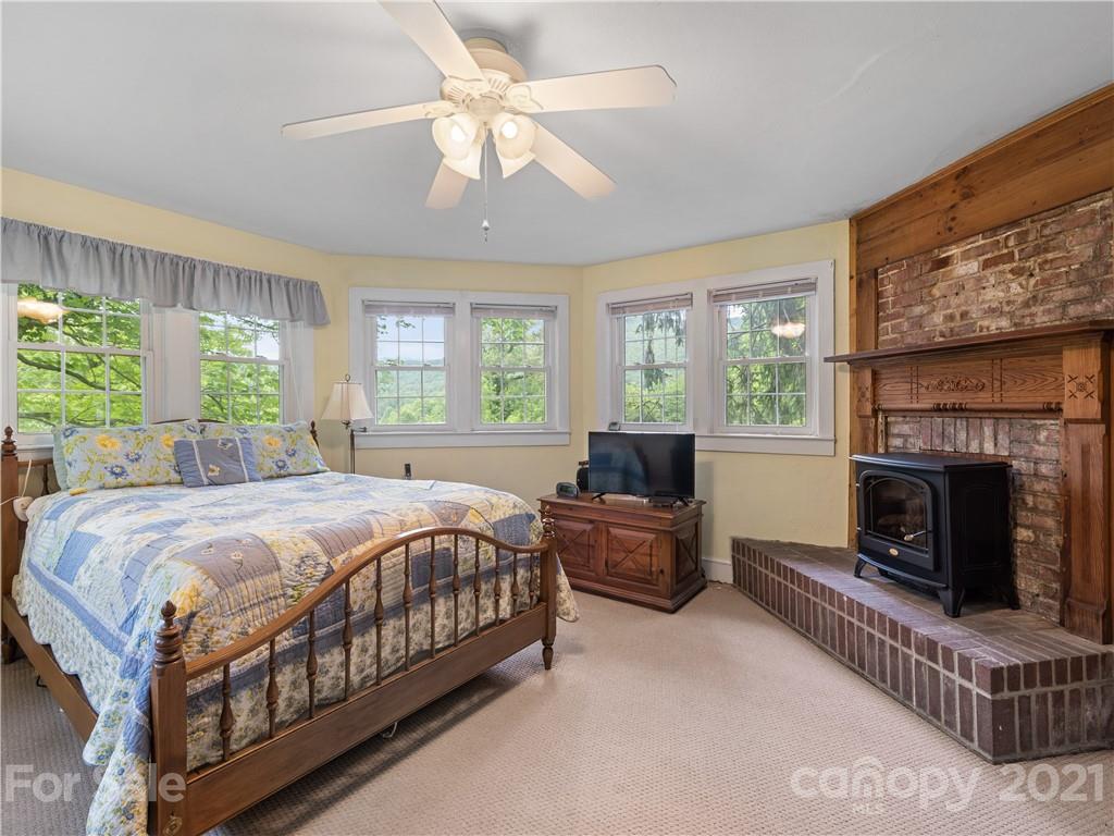 20 Craven Hill Circle Black Mountain NC 28711