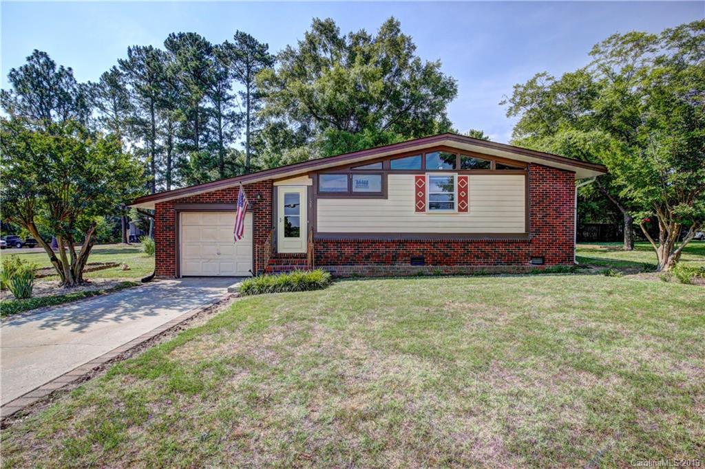 129 Lowry Street Pineville NC 28134
