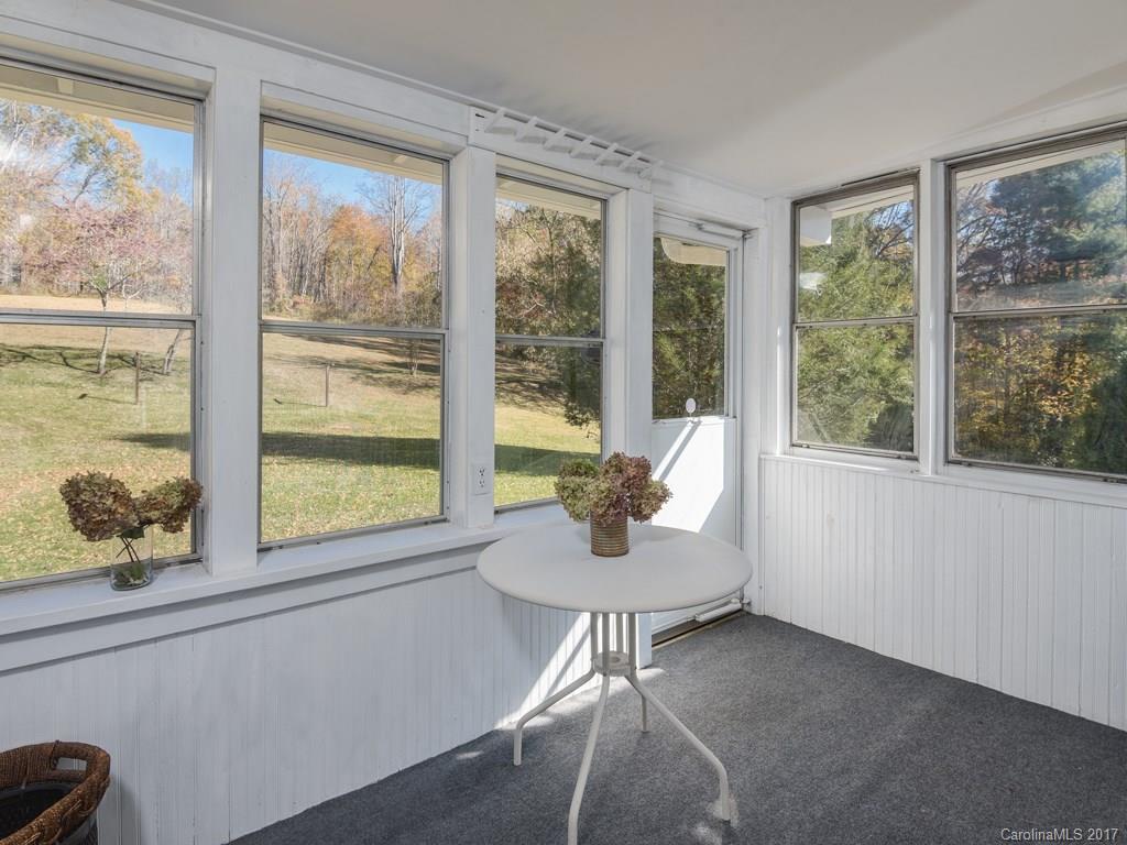 598 Morgan Hill Road Fairview NC 28730