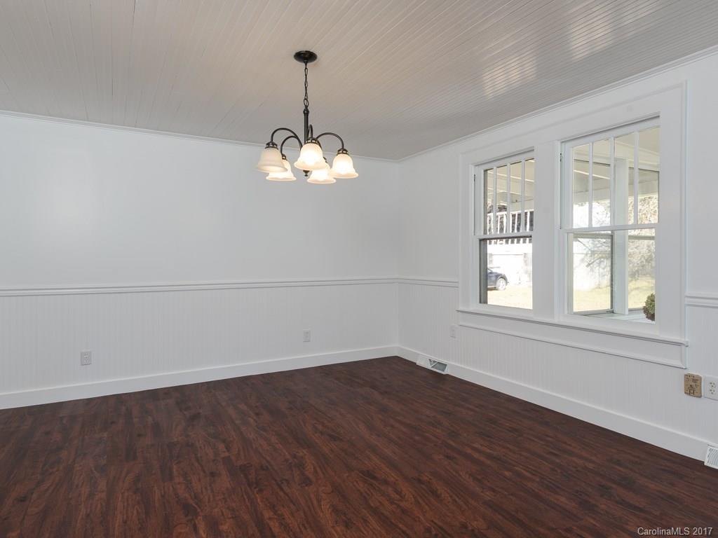 598 Morgan Hill Road Fairview NC 28730