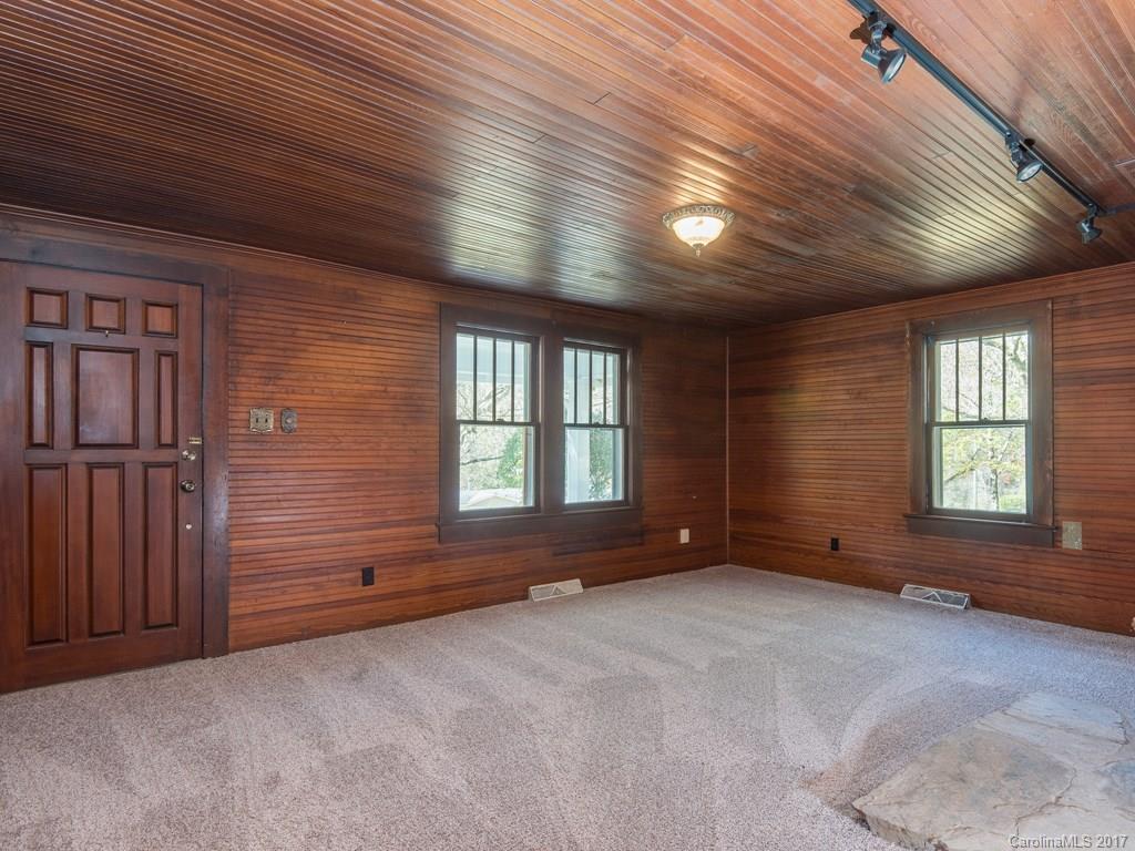 598 Morgan Hill Road Fairview NC 28730