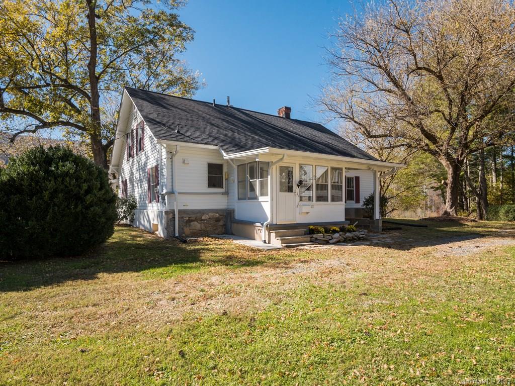 598 Morgan Hill Road Fairview NC 28730