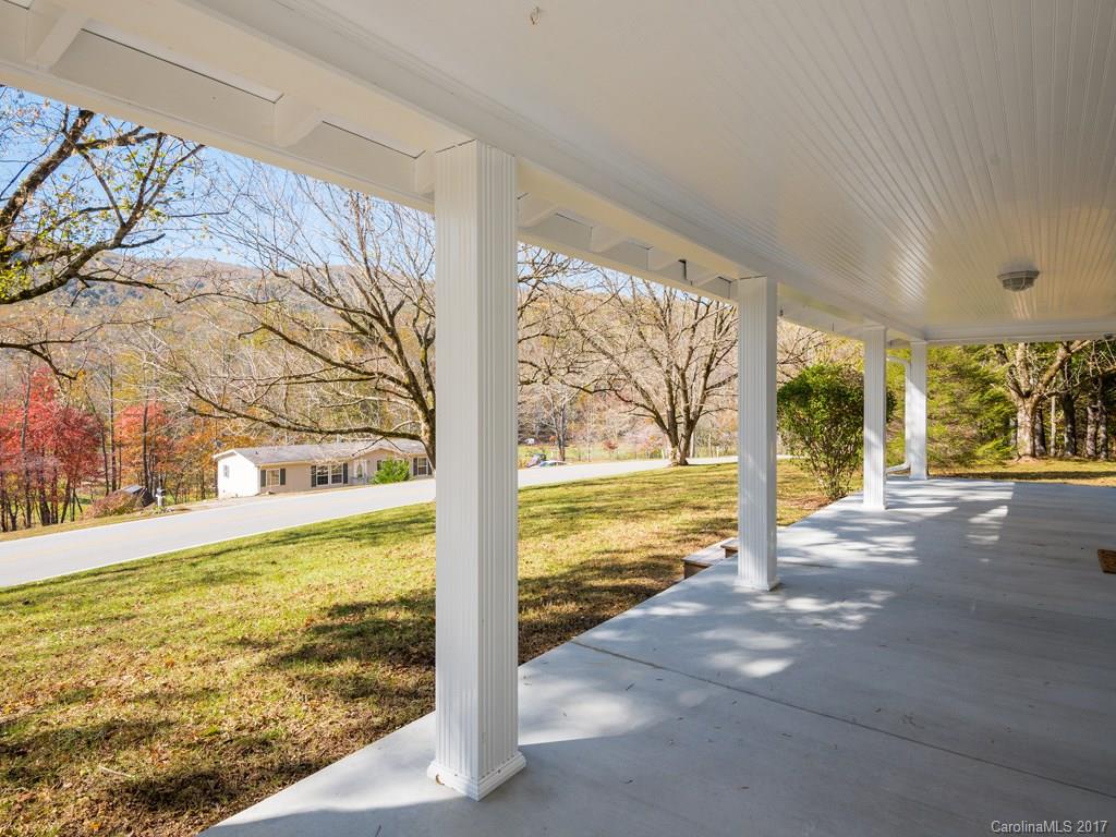 598 Morgan Hill Road Fairview NC 28730