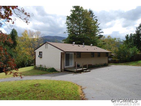 319 Northeast Avenue Swannanoa NC 28778