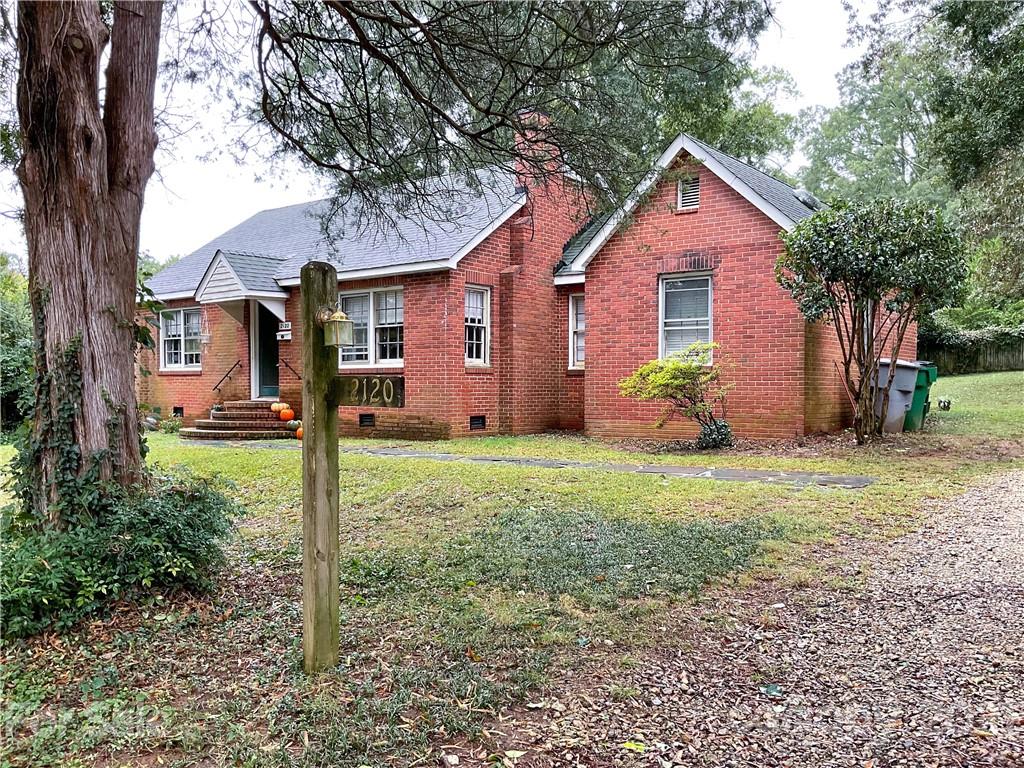 2120 Stratford Avenue Charlotte NC 28205