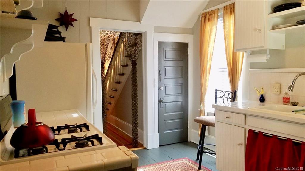 105 Woodrow Avenue Asheville NC 28801