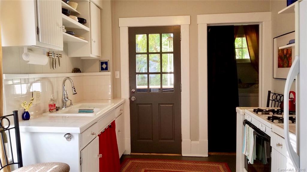 105 Woodrow Avenue Asheville NC 28801