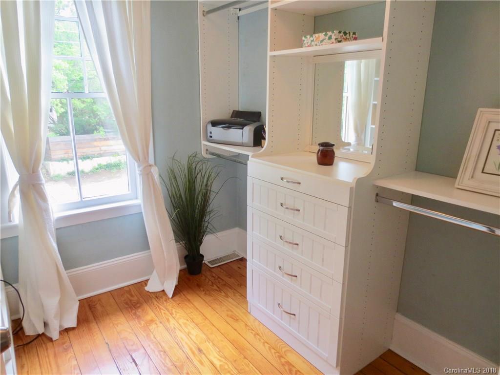 105 Woodrow Avenue Asheville NC 28801
