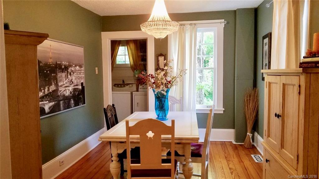 105 Woodrow Avenue Asheville NC 28801