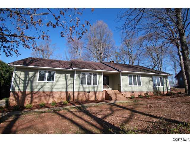 103 Woodstream Circle Mooresville NC 28117