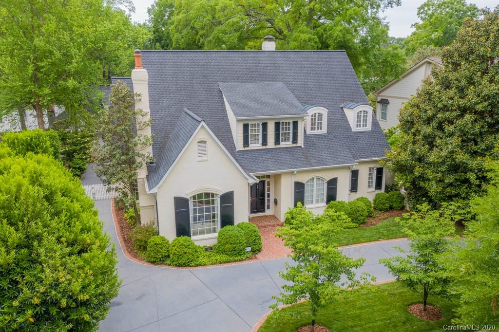 2616 Briarcliff Place Charlotte NC 28207