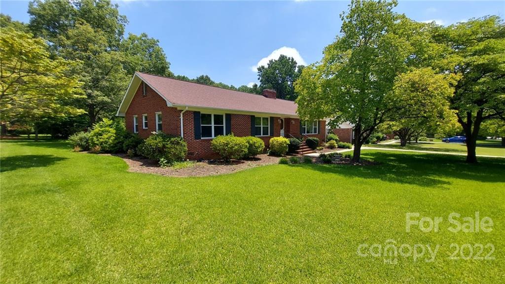 1109 Dooley Drive Charlotte NC 28227