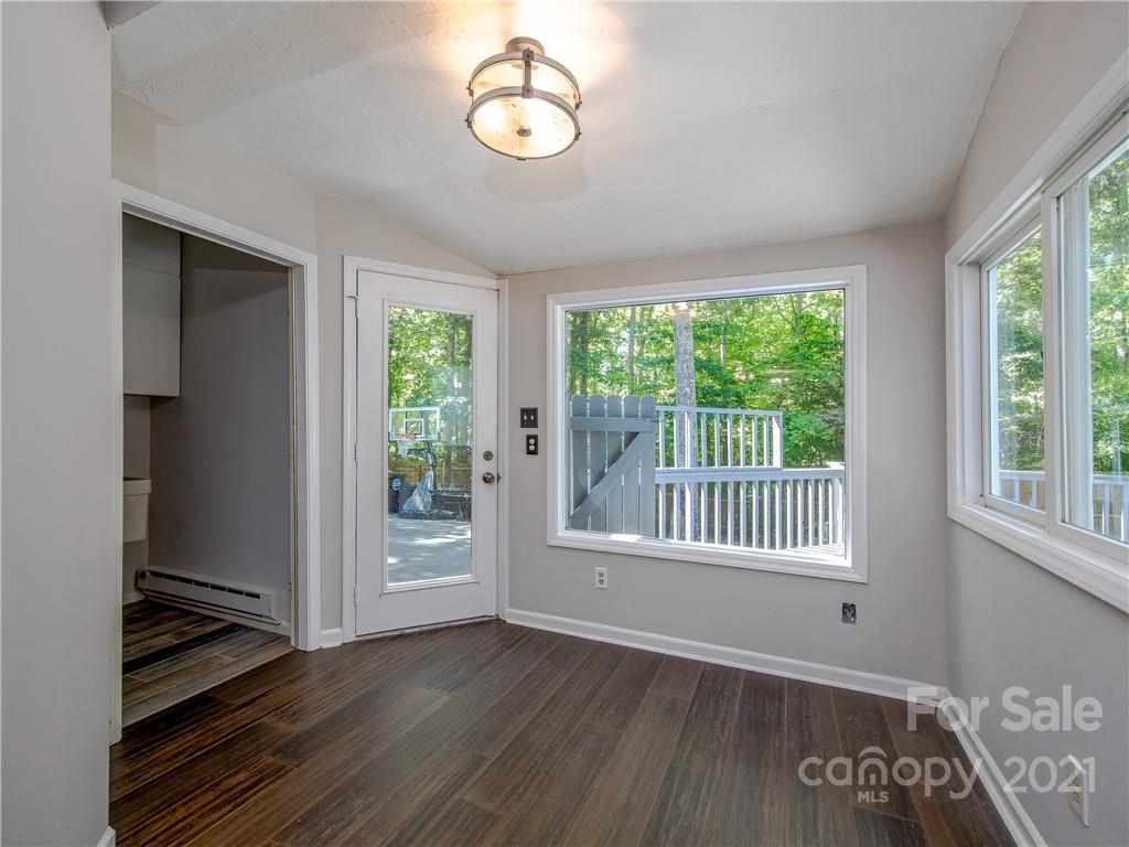 26 Glen Cove Road Arden NC 28704