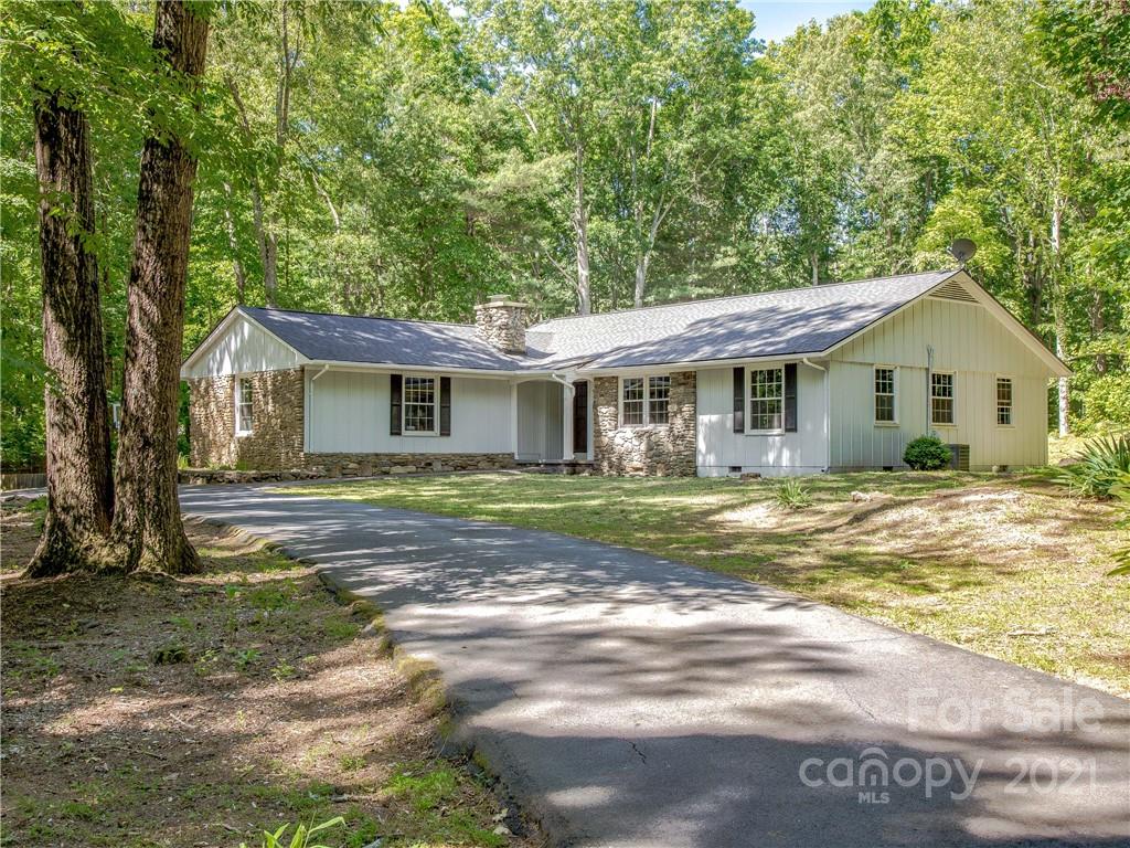 26 Glen Cove Road Arden NC 28704