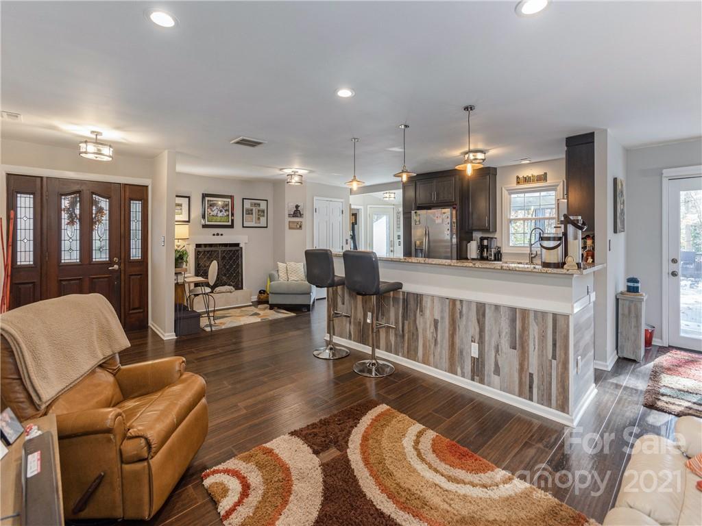26 Glen Cove Road Arden NC 28704