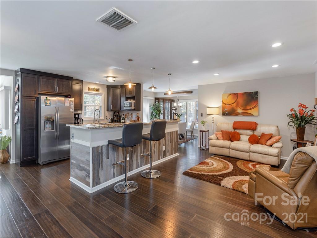 26 Glen Cove Road Arden NC 28704