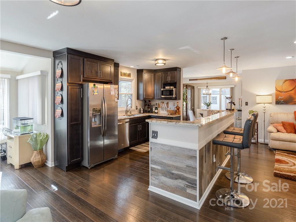 26 Glen Cove Road Arden NC 28704