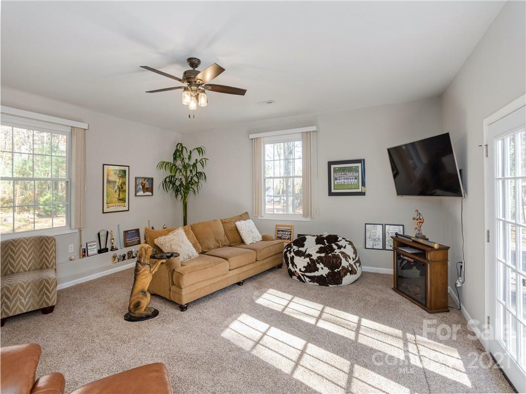 26 Glen Cove Road Arden NC 28704
