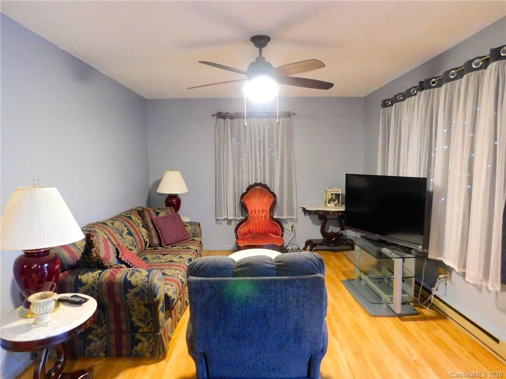 8 George Washington Carver Avenue Asheville NC 28801