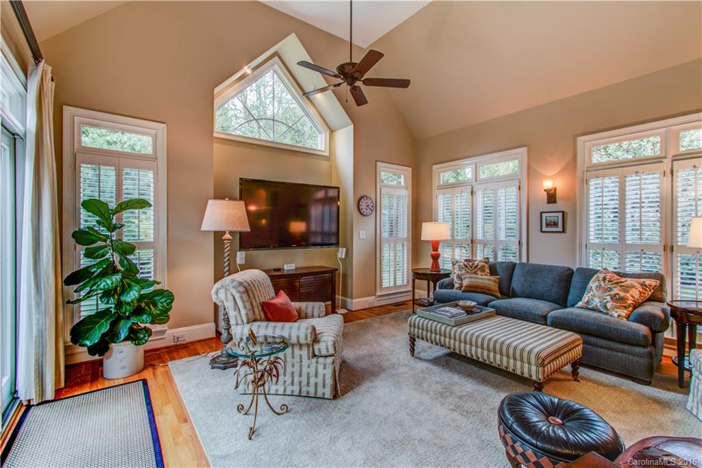8801 Rosslare Villas Court Charlotte NC 28226