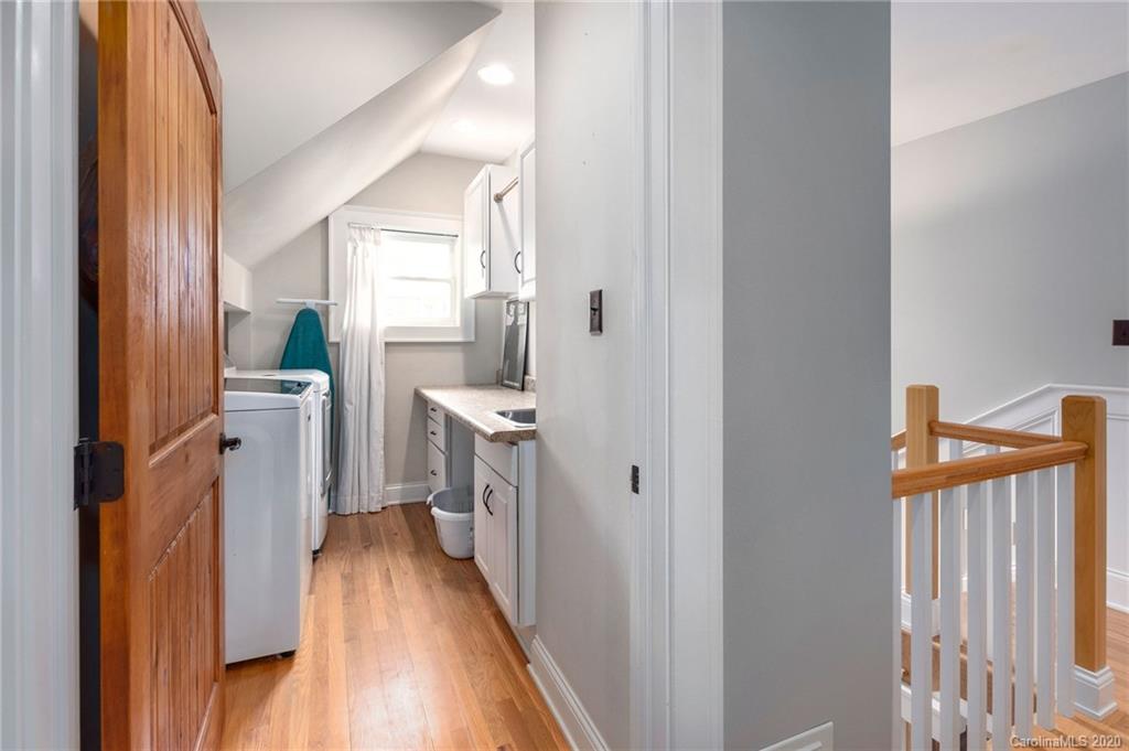 24 White Fawn Drive Asheville NC 28801