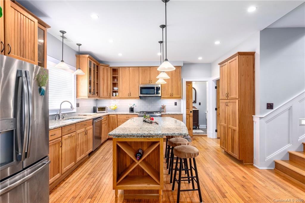 24 White Fawn Drive Asheville NC 28801