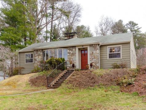 10 Red Oak Road Asheville NC 28804