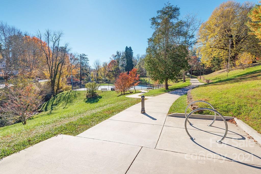 343 Cumberland Avenue Asheville NC 28801