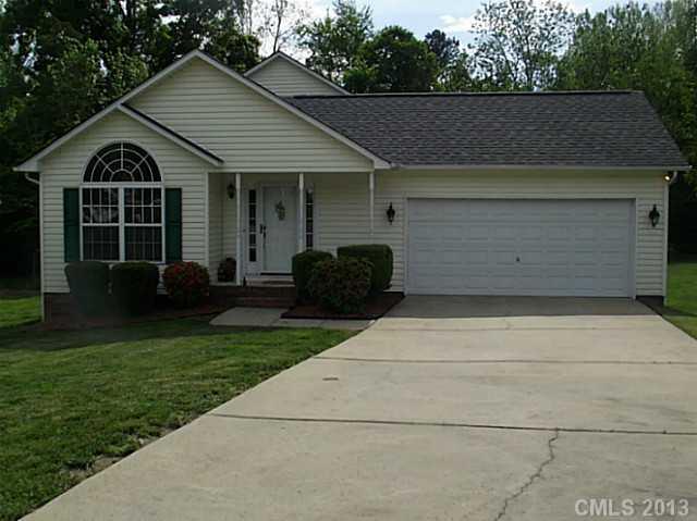 921 Oxford Court Concord NC 28025