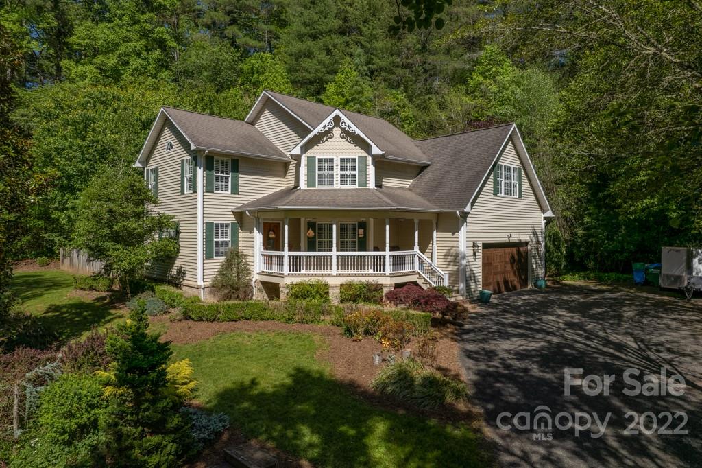 11 Hampton Lane Weaverville NC 28787