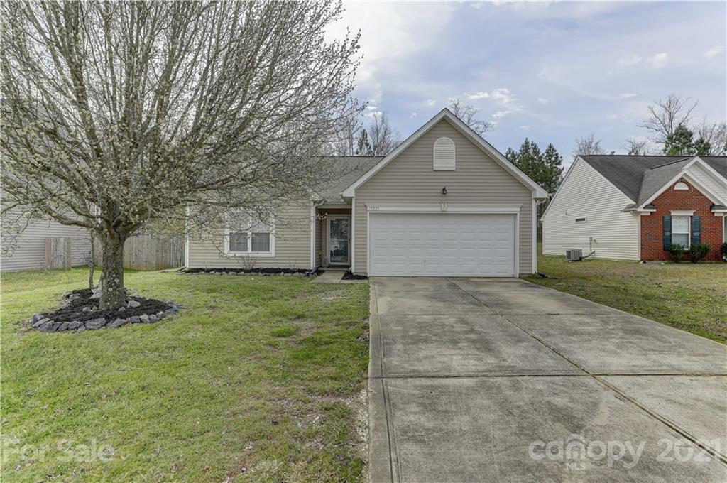 15227 Dehavilland Drive Charlotte NC 28278